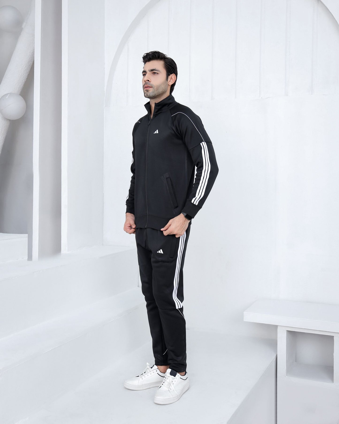 Zipper black Volt tracksuit