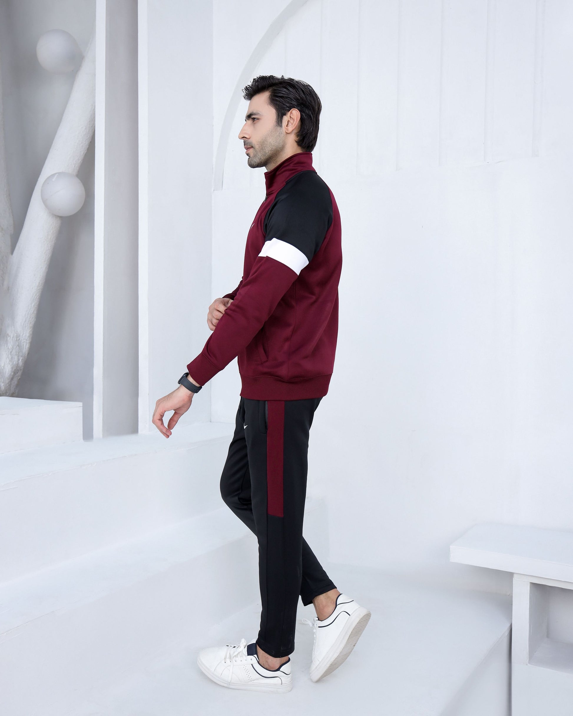 Crimson Pulse tracksuit winter